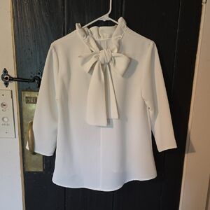 Tuckernuck- Pomander Place Elegant White Ruffle Back Bow Blouse